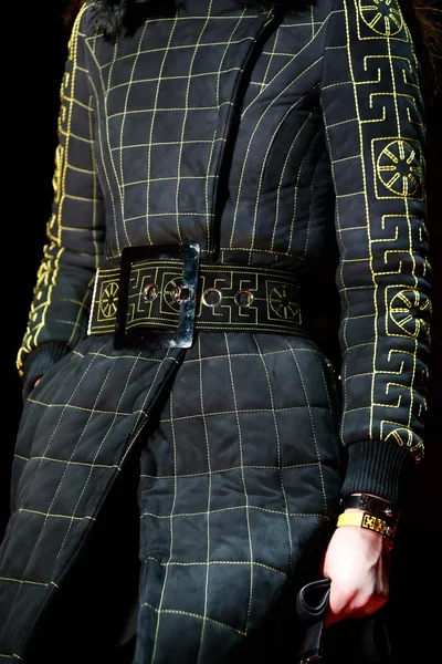 Look 39